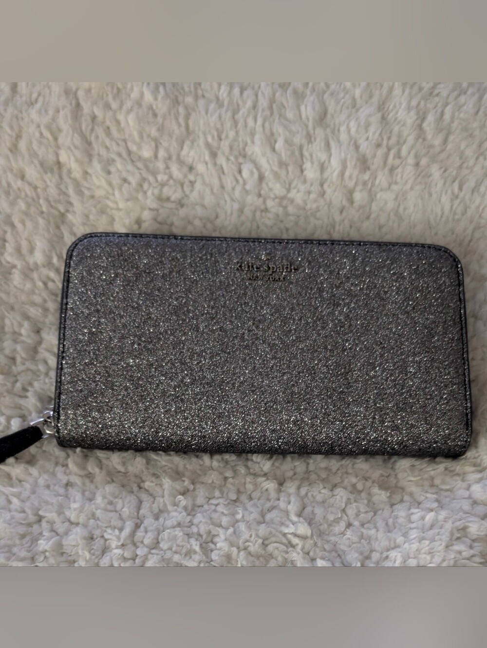 BEAUTIFUL Kate Spade Silver/Gray glitter Zip-around long Clutch with logo